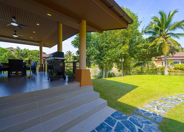 Luxury 5 Bedroom Villa Close To Beach Srs