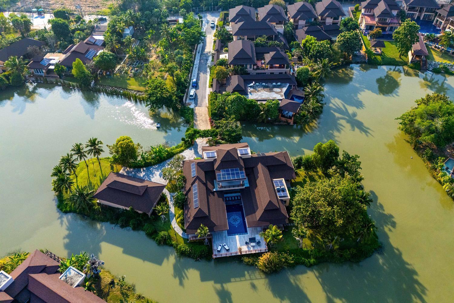 Luxury 5 Bedroom Close To Srs Villa Hua Hin