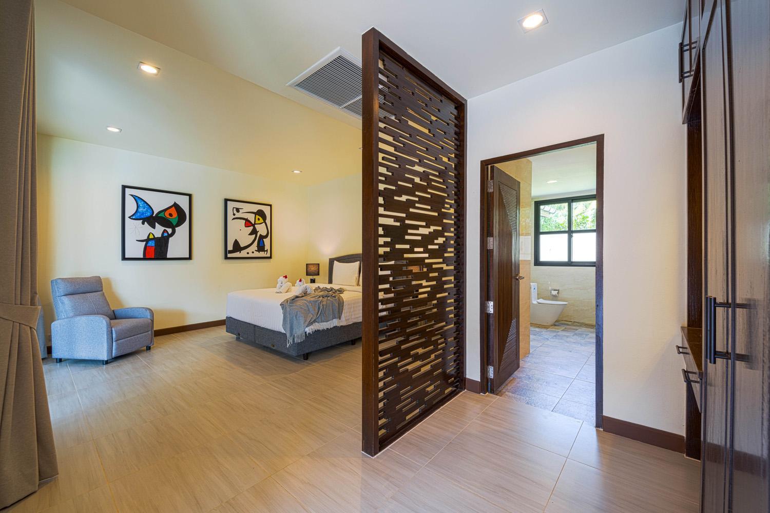 Luxury 5 Bedroom Close To Srs Hua Hin
