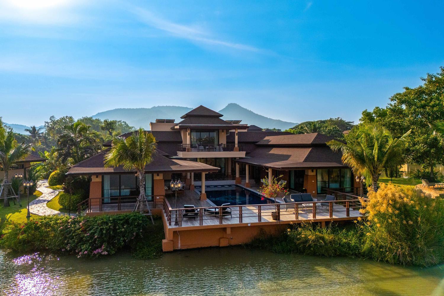 Luxury 5 Bedroom Close To Srs Villa Hua Hin